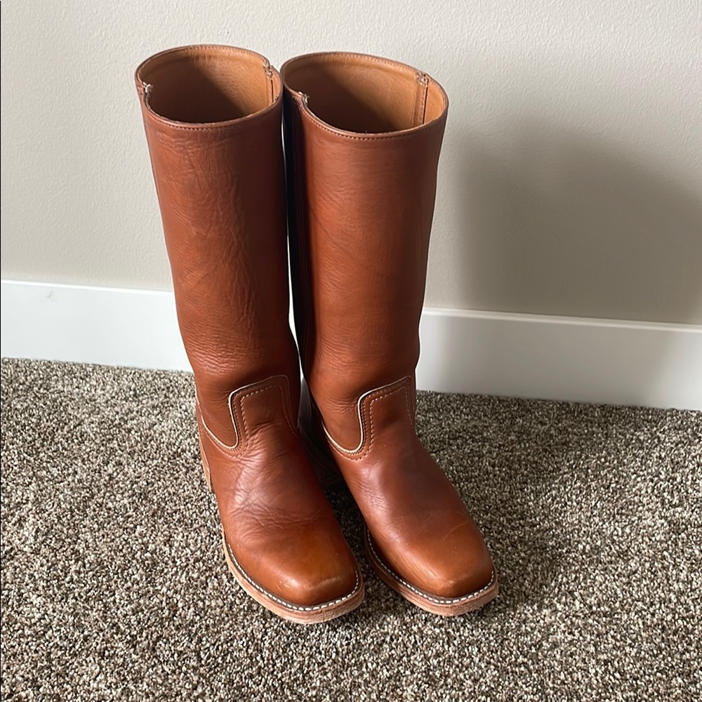 Frye campus boot size 9
